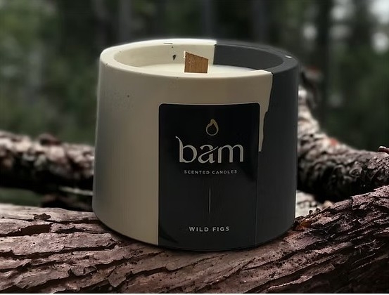 Wild Figs   black white round pot with wooden wick