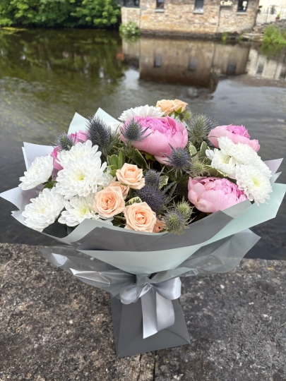 Weekly Special: “Riverside Romance” Bouquet – Limited Stock